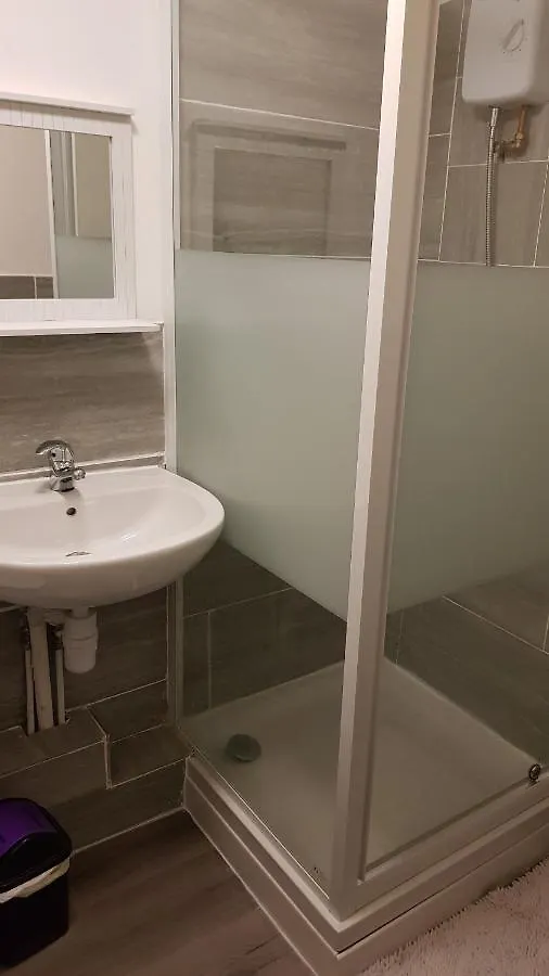 Newcastle Party Pad/Stag & Hen Hotel 0*, Newcastle upon Tyne